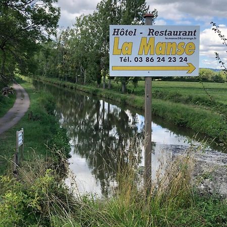 Hotel Restaurant La Manse Dornecy Экстерьер фото
